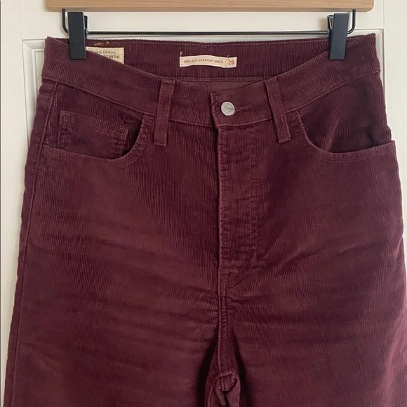 Burgundy Corduroy Levi’s Ribcage Straight Ankle - Picture 2 of 3